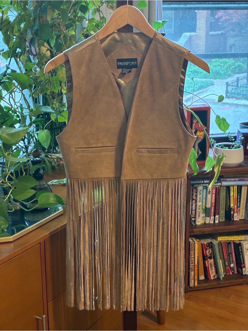 VINTAGE GENUINE SUEDE Passport Vest.